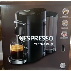 네스프레소 버츄오 커피머신 BRAND NEW IN BOX NESPRESSO VERTUO PLUS DELUXE ESPRESSO COFFEE MACHINE - SILVER