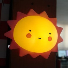 귀여운 스타일의 해님 무드조명, 해