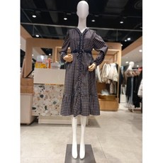 이랜드 [플라스틱아일랜드]플라스틱아일랜드 레이스 배색 프린트 티어드 원피스 PN4WO531_신구로점