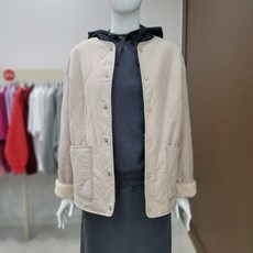 [시에로] 뽀글이 안감 항아리 퀼팅 라운드넥 점퍼-SH4JPF751IV