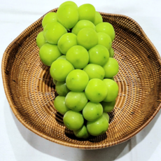 [품질우수] 프리미엄 고당도 샤인머스켓 포도 망고포도 특 1kg 2kg 설 명절 선물세트, 샤인머스켓 특등품 2.4kg 내외(3송이)