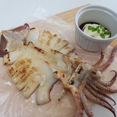 [서민갑부 오징어] 천해수산 피데기 반건조오징어 정품 10마리 파품 1kg 동해안 영덕 부드러운 당일바리, 반건조오징어 소 10미 (900g내외)