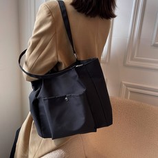 히또리 데일리 포켓 버튼 숄더 캐쥬얼백