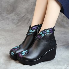 도오빠 문트핏 여성 가죽 앵클 부츠 기모 웨지힐 워커 키높이 6.5cm 통굽 꽃무늬안감 겨울 여자부츠 신발