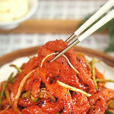 홍어무침 1kg 삭히지 않은 꼬들꼬들 홍어로 만든 홍어야채무침 술안주 매콤달콤 반찬 캠핑 음식, 1kg/캔