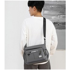 1개/2개 남자크로스백 호보백 멀티 크로스백 메인 포켓뒷/주머니/앞지퍼 포켓/옆주머니