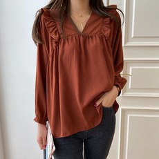 코코블랑 러블리무드 프릴 블라우스