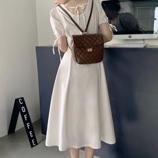 [랜덤플레이] 스트랩 리본 포인트 스퀘어 넥 롱원피스